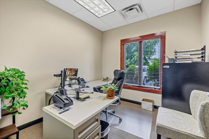 More Photos Of 2660 Olivet Church Rd, Paducah Office Residential For Sale