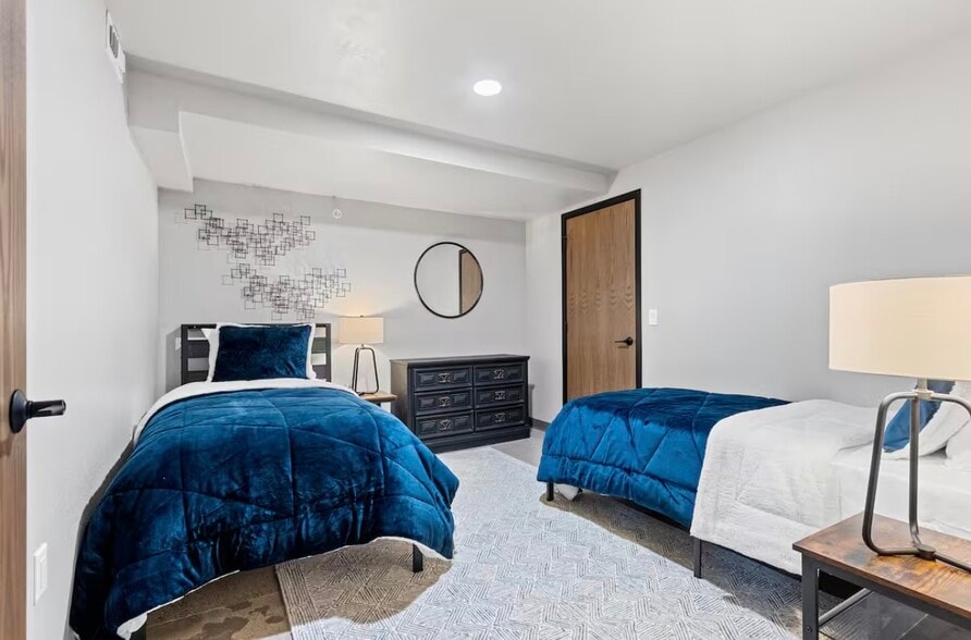 More Photos Of 216 Northland Ave, Green Bay Apartments For Sale