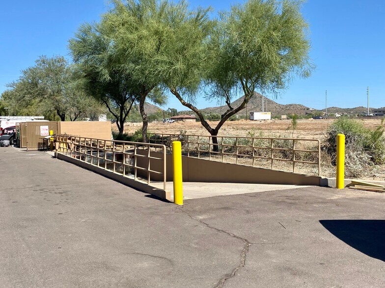 More Photos Of 24825 N 16th Ave, Phoenix Warehouse For Lease