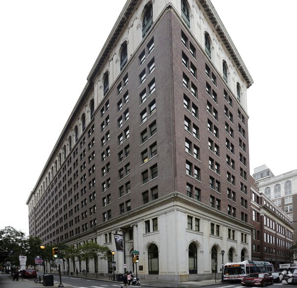 More Photos Of 150 S Independence Mall W, Philadelphia Apartments For Lease