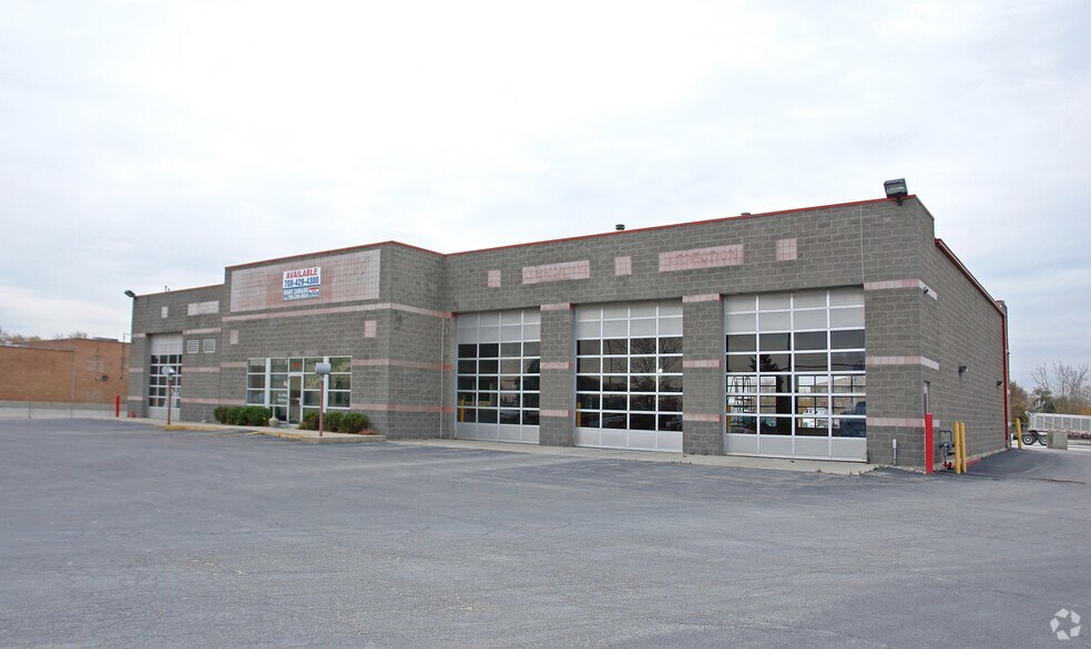 More Photos Of 7575 W 79th St, Bridgeview Service For Lease