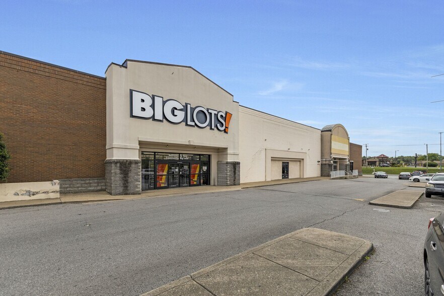 More Photos Of 5560 Nolensville Pike, Nashville Department Store For Lease