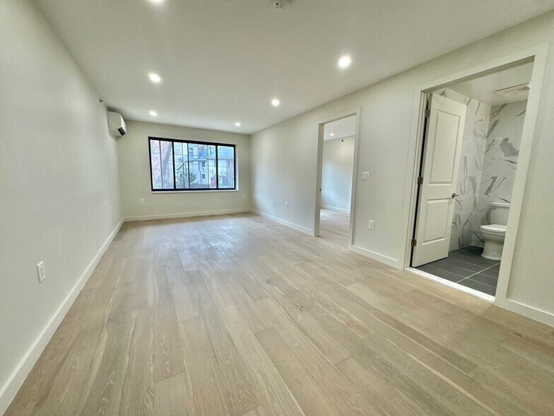 More Photos Of 3641 Johnson Ave- Riverdale, Bronx Apartments For Sale