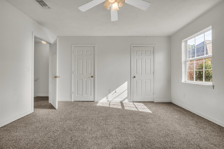 More Photos Of 1301 Louisville St. Apt. 35-38, Starkville Apartments For Sale