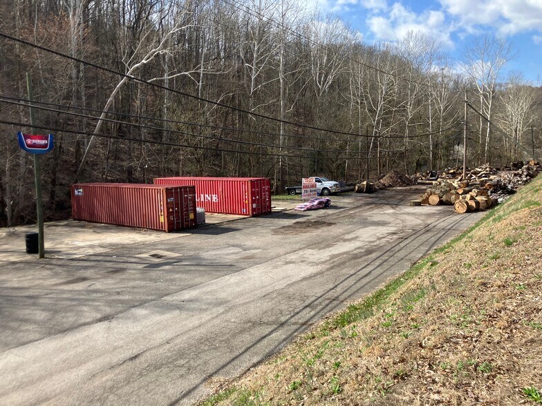 More Photos Of 1260 Greenbrier St, Charleston Freestanding For Lease