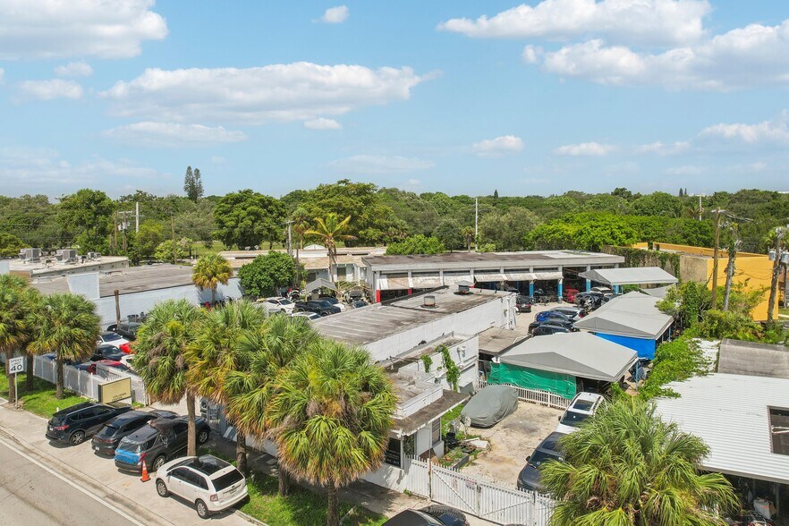More Photos Of 15150 W Dixie Hwy, North Miami Beach Auto Repair For Sale