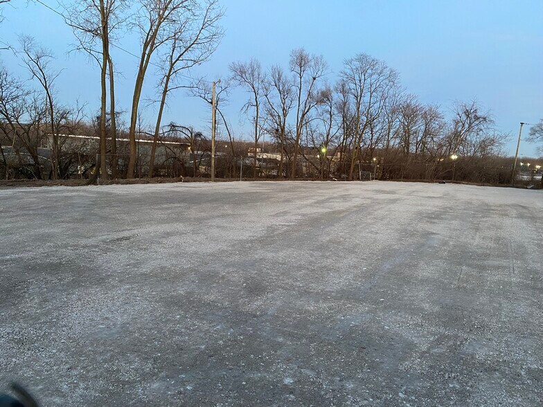 More Photos Of 2704 Jedderds Ave, Fort Wayne Warehouse For Sale