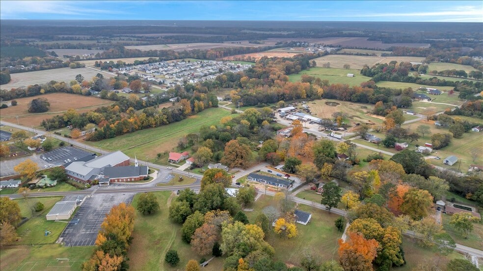 More Photos Of 1209 Ford Chapel Rd, Harvest General Retail For Sale