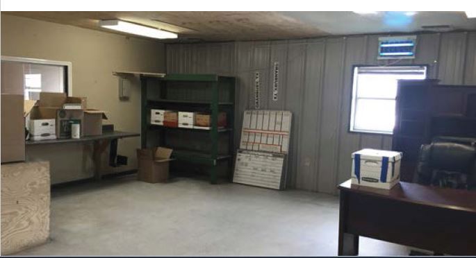 More Photos Of 345 Highway 72, Three Rivers Warehouse For Sale