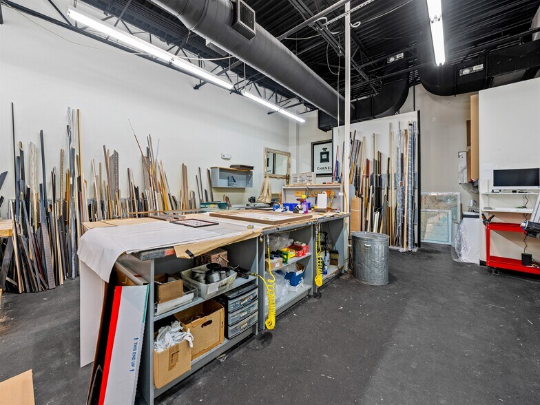 More Photos Of 1829 Hendersonville Rd, Asheville Unknown For Lease