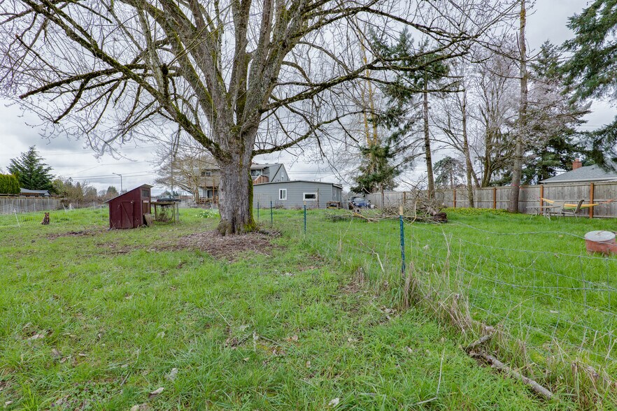 More Photos Of 3425 Coburg Rd, Eugene Land For Sale