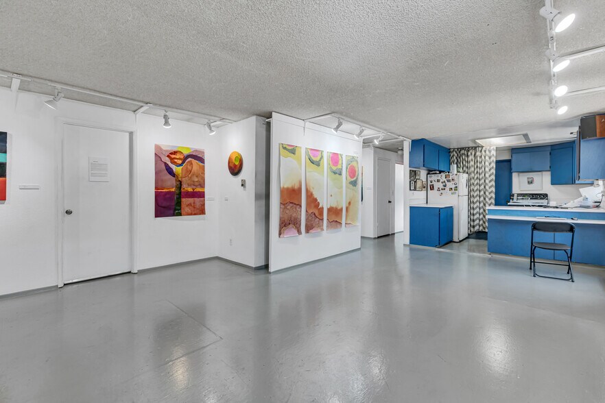 More Photos Of 1420 Broadway, Seattle Warehouse For Sale