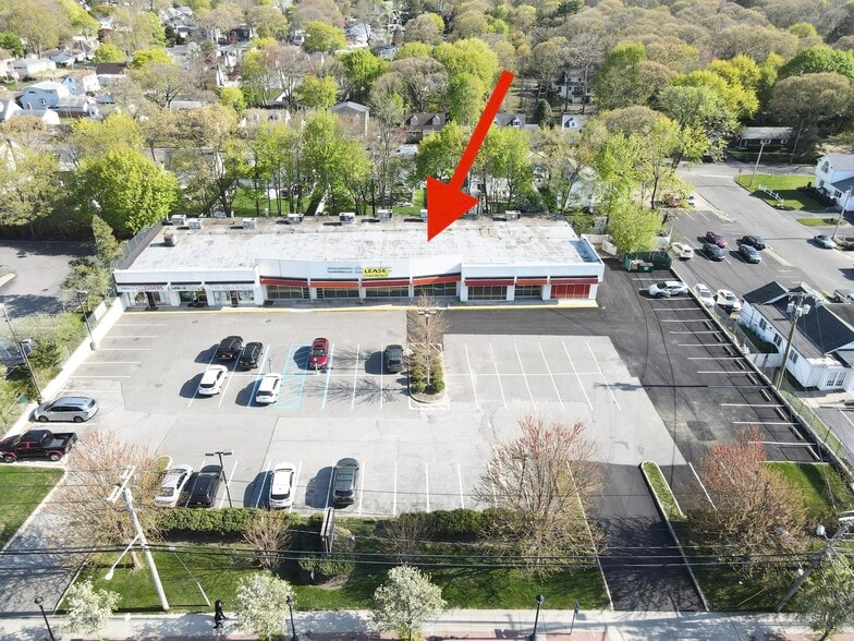 More Photos Of 240 Portion Rd, Ronkonkoma Unknown For Lease