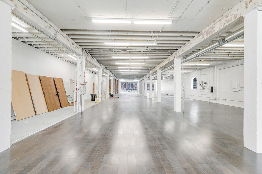 More Photos Of 823 S Los Angeles St, Los Angeles Loft Creative Space For Lease