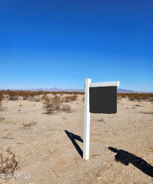 More Photos Of -0 West Pine Street, Tonopah Land For Sale