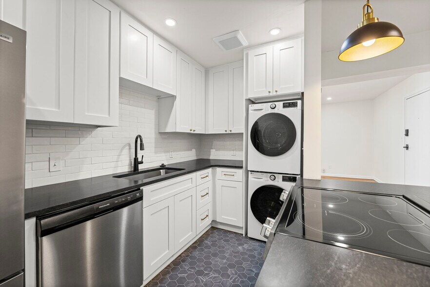 More Photos Of 4911 Walnut St, Kansas City Apartments For Sale