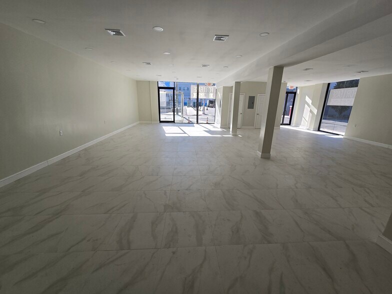 More Photos Of 72 Van Dyke St, Brooklyn Apartments For Lease
