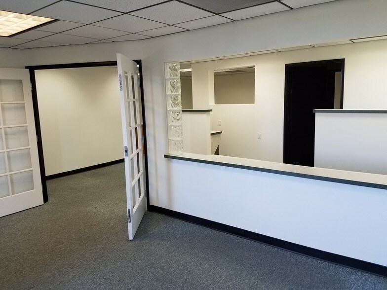 More Photos Of 2700 N Bellflower Blvd, Long Beach Medical For Lease