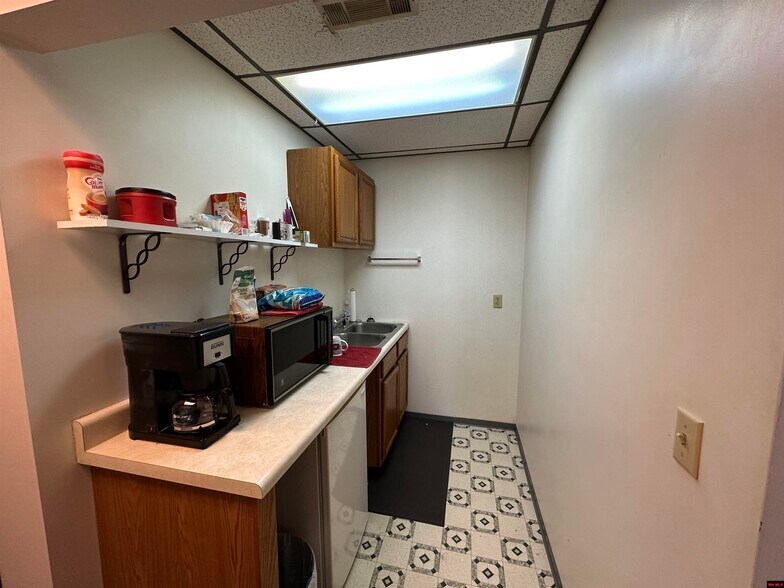 More Photos Of 300 Bomber Blvd, Mountain Home Industrial For Sale