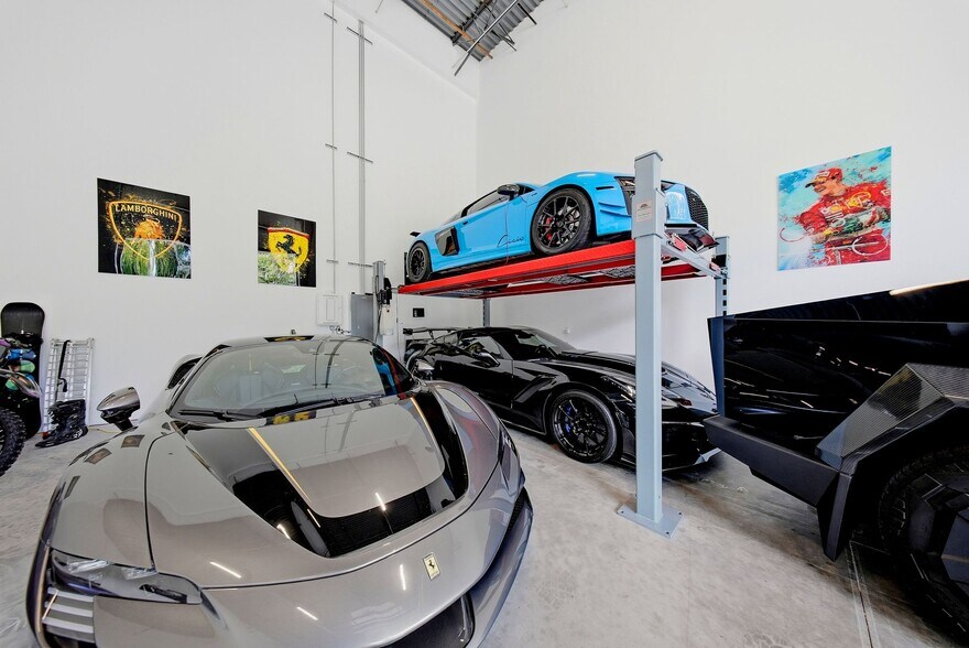 More Photos Of 6500 Motor Enclave Way, Tampa Racetrack For Sale