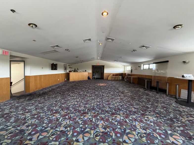More Photos Of 121 Depot St, Milford Restaurant For Sale