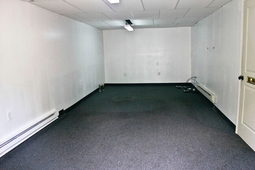 More Photos Of , Grand Rapids Unknown For Sale