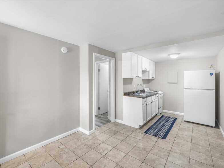 More Photos Of 1001 W Parrish Ave, Owensboro Apartments For Sale