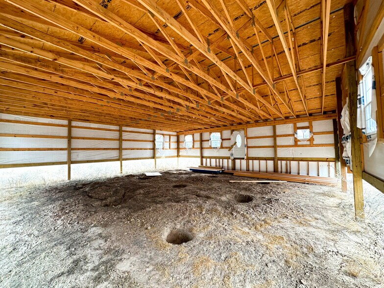 More Photos Of 242513 E 590 rd, Seiling Land For Sale