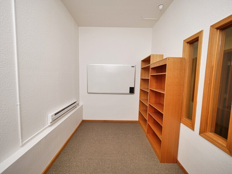 More Photos Of 1927-1929 Taraval St, San Francisco Apartments For Lease