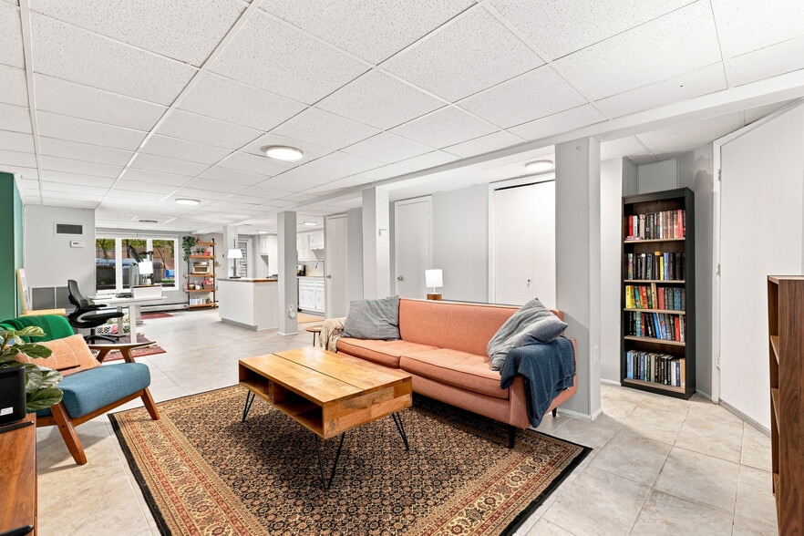 More Photos Of 704 Washington St, Hoboken Storefront Retail Residential For Sale