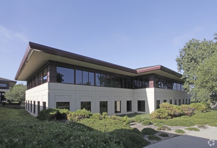 More Photos Of 2765 Sand Hill Rd, Menlo Park Office For Lease