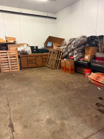 More Photos Of 3100-3110 NE Minnehaha St, Vancouver Warehouse For Lease
