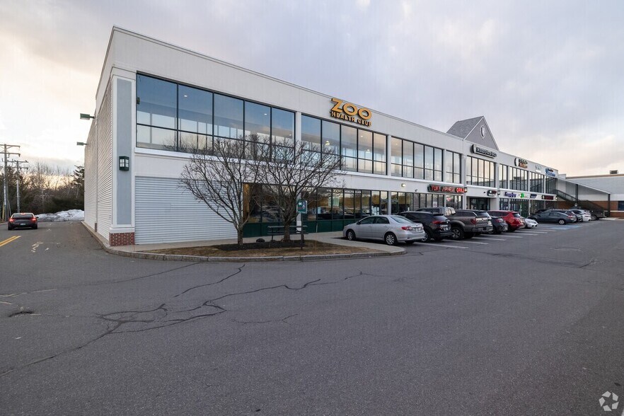 More Photos Of 375-403 S Willow St, Manchester Unknown For Lease