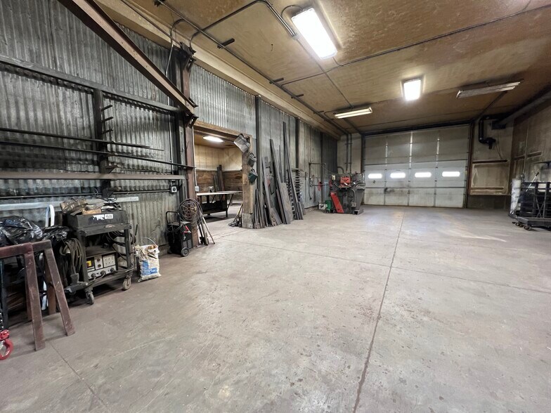 More Photos Of 6101 S 2nd St, Tetonia Service For Sale