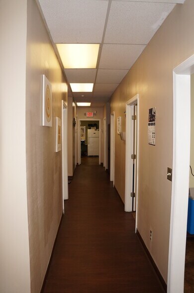 More Photos Of 1011-1025 W Fort Williams St, Sylacauga Office For Lease
