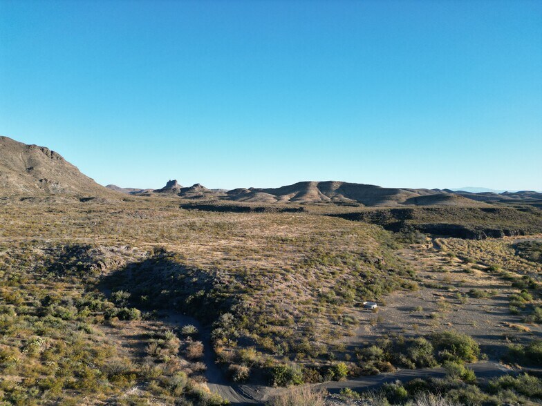 Primary Photo Of 1800 Cibolo Creek Dr, Shafter Land For Sale