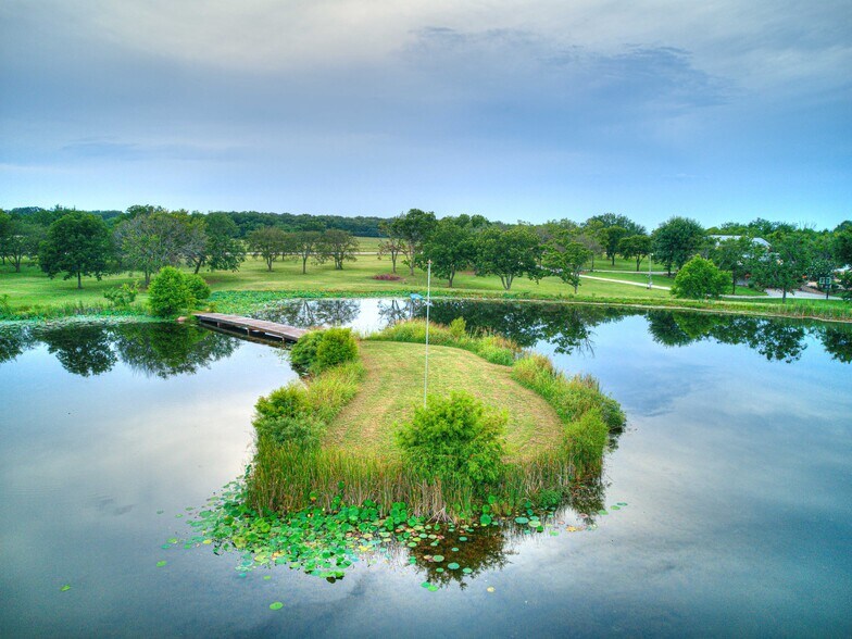 More Photos Of 18509 Brangus Rd, Shawnee Specialty For Sale