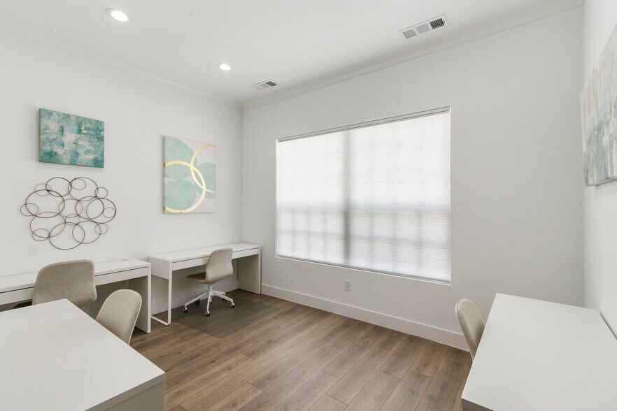 More Photos Of 2681 MacArthur Blvd, Lewisville Medical For Sale