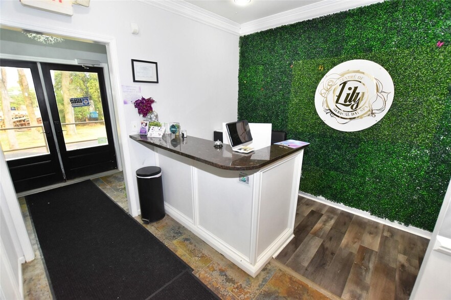 More Photos Of 3438 Lennon Rd, Flint Office For Sale
