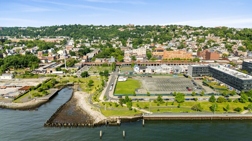 More Photos Of 1 Water St, Staten Island Land For Sale