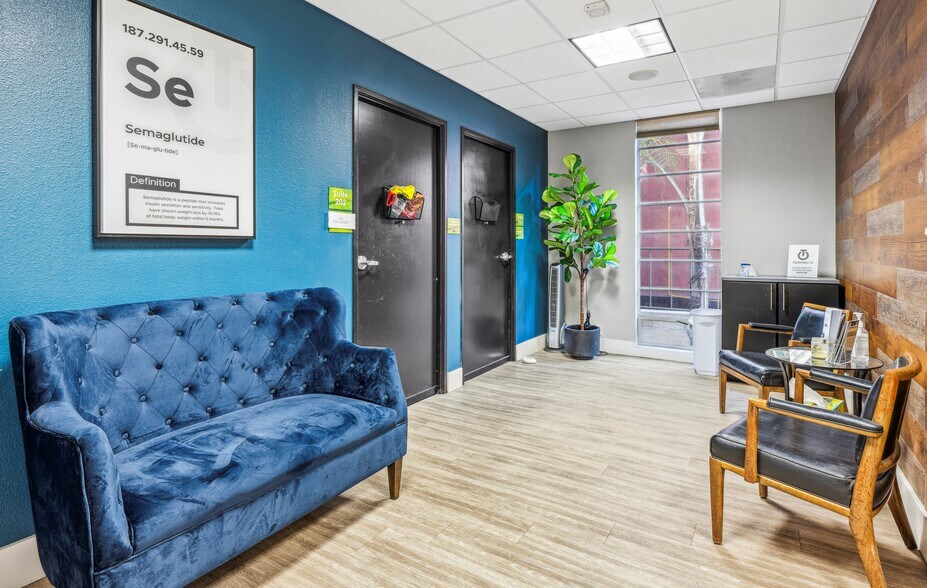 More Photos Of 3636 5th Ave, San Diego Office For Lease