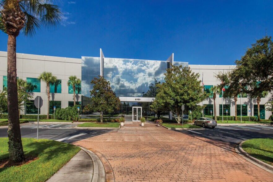 More Photos Of 6989 Lee Vista Blvd, Orlando Office For Lease