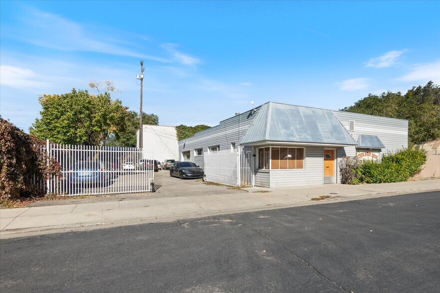 More Photos Of 146 W Malvern Ave, Salt Lake City Industrial For Sale