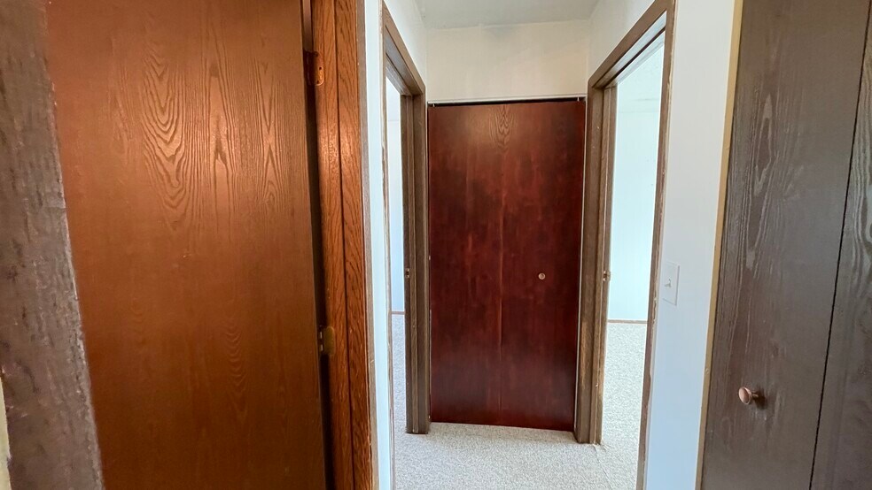 More Photos Of 114 8th Ave SE, Mayville Apartments For Sale