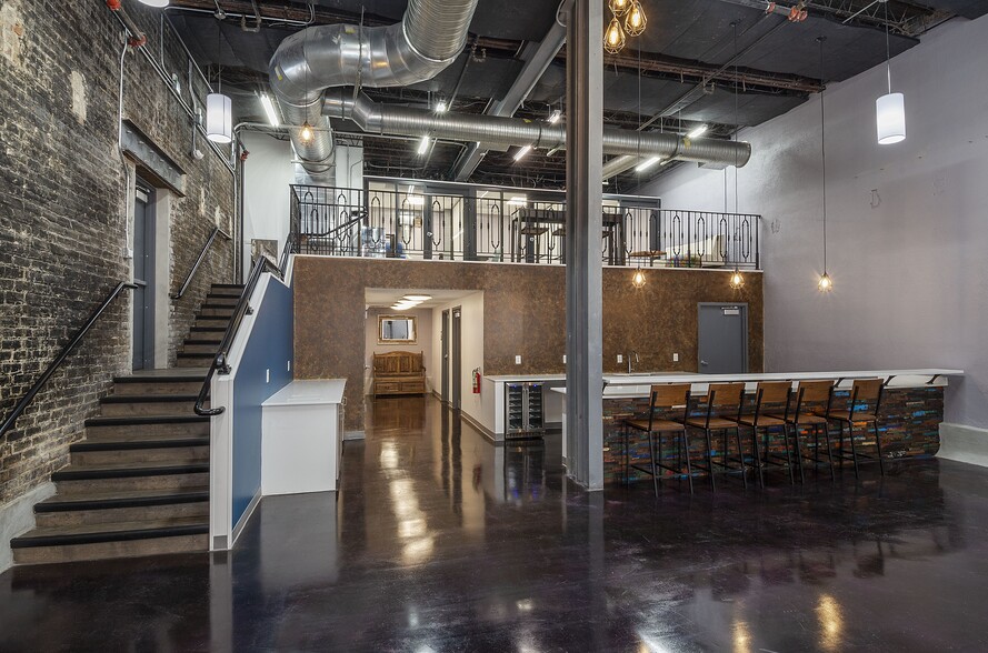 More Photos Of 401 Saint Joseph St, New Orleans Office For Sale