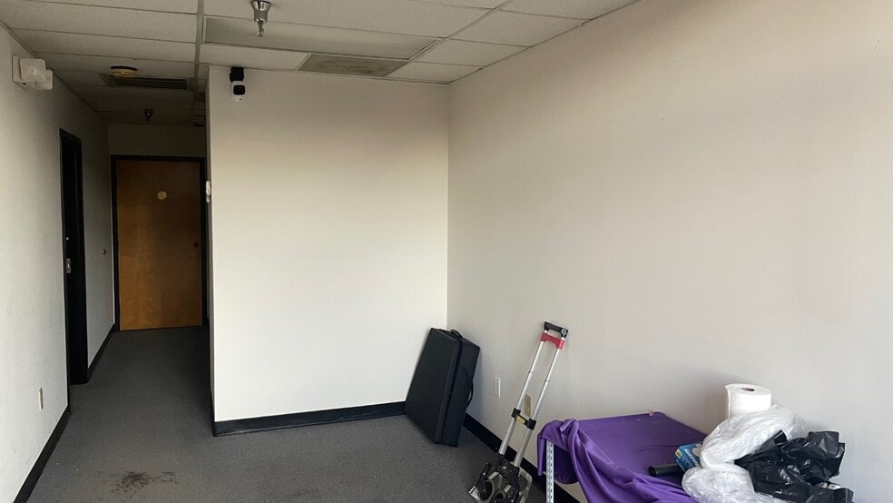 More Photos Of 2885 N Berkeley Lake Rd NW, Duluth Distribution For Lease