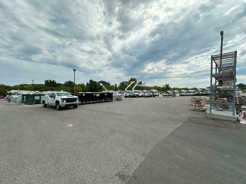 More Photos Of 3 Hoop Dr, Walton Industrial For Sale
