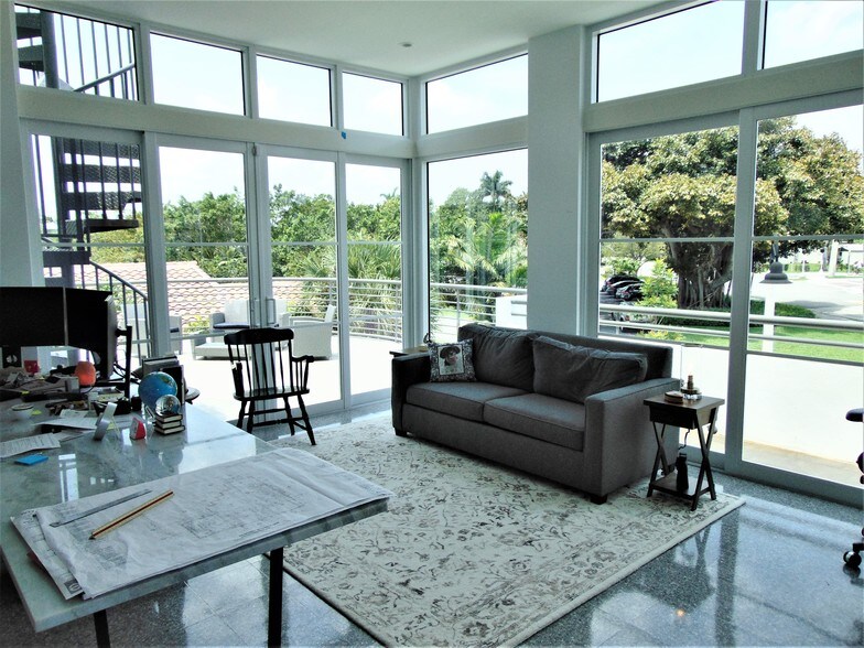 More Photos Of 226 Palm Ct, Delray Beach Medical For Sale