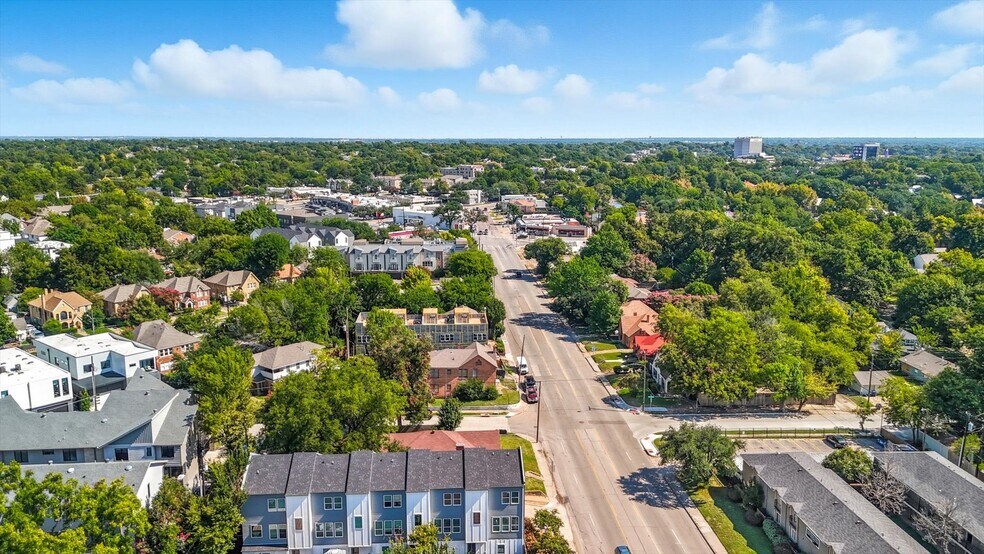 More Photos Of 5647 Live Oak, Dallas Apartments For Sale