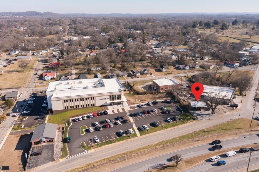 Primary Photo Of 1119 S Main St, Columbia Flex For Sale
